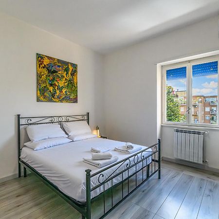 Amoroma Holiday Δωμάτιο φωτογραφία